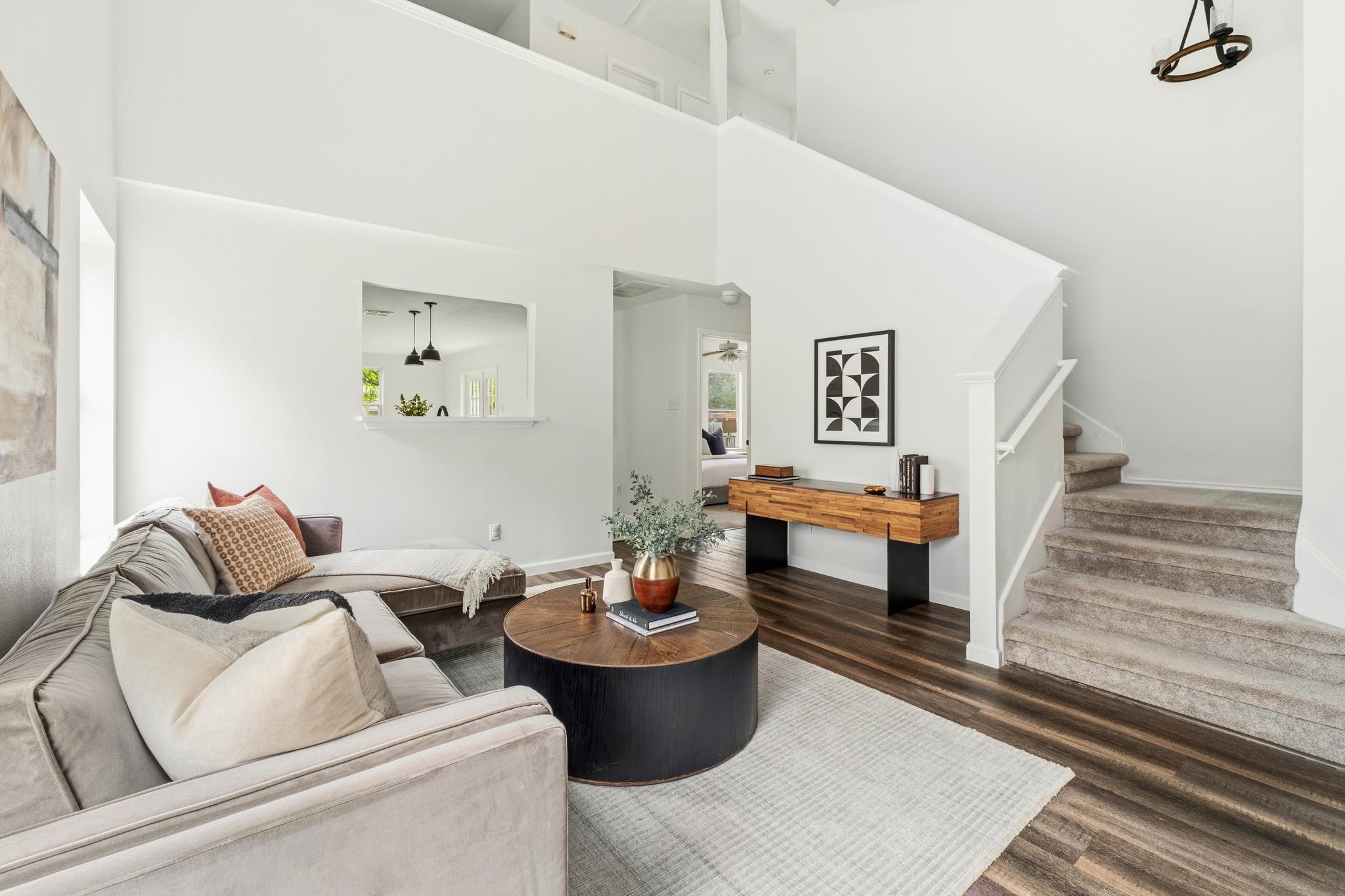 11207 Canterbury Tales Lane Austin TX 78748