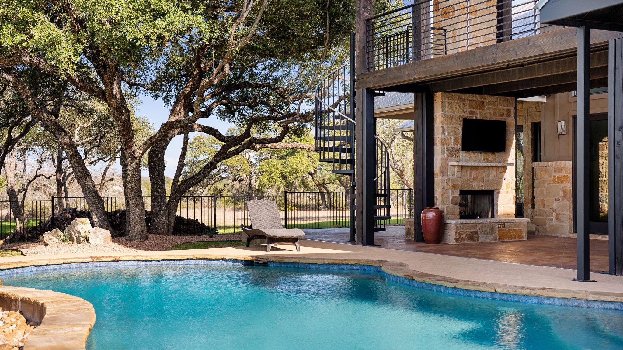 265 Mckellar Road Dripping Springs TX 78620