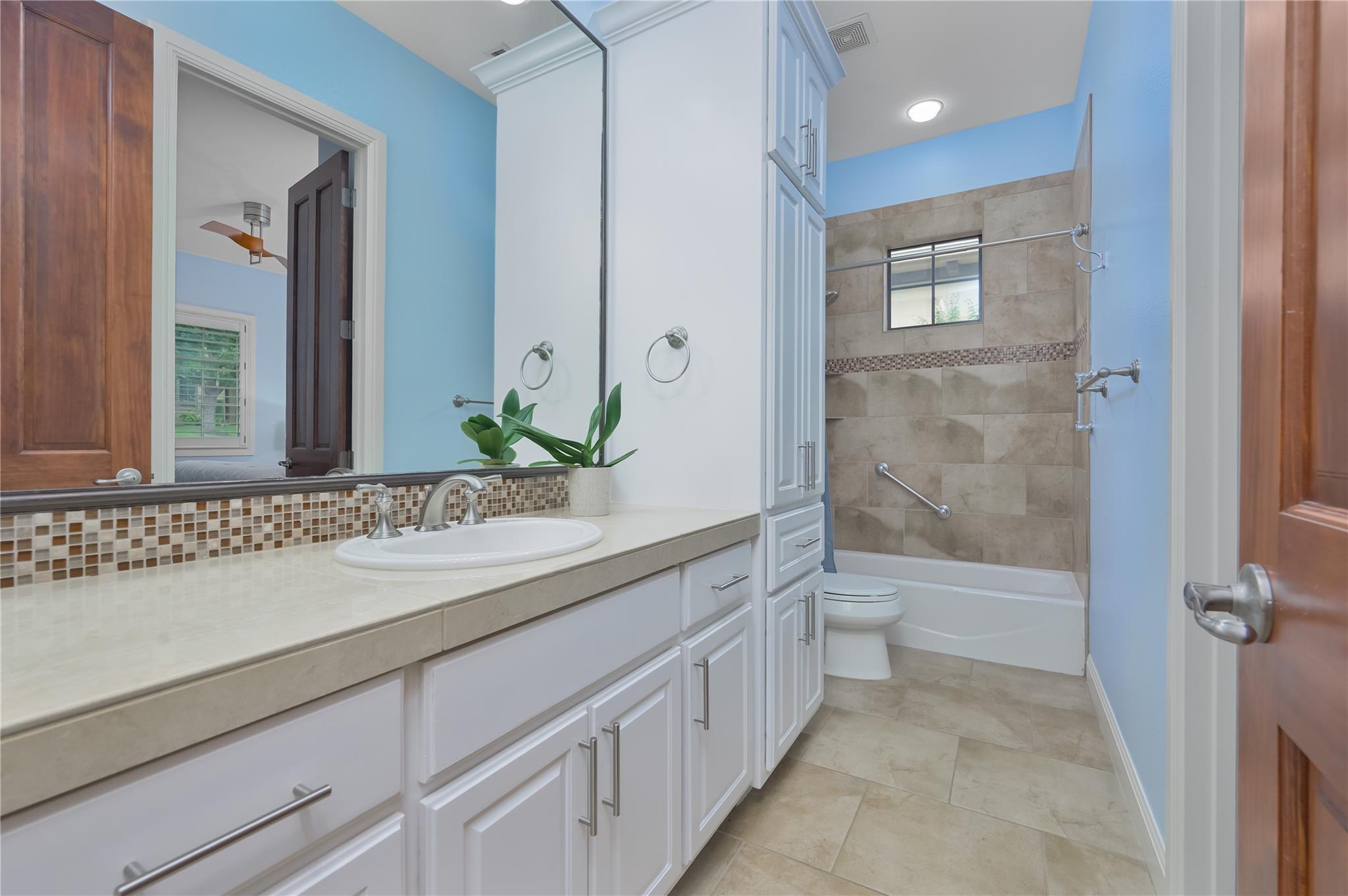 22 Borello Drive Austin TX 78738