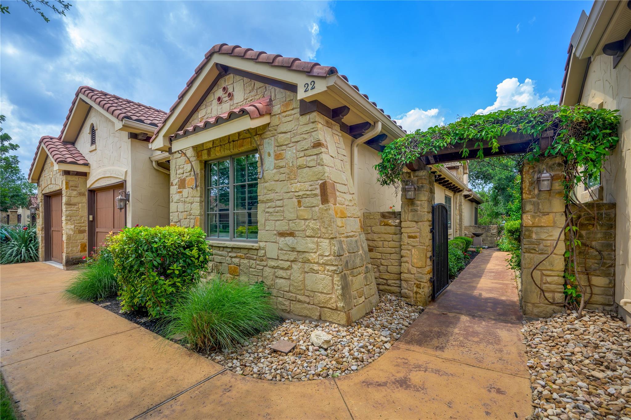 22 Borello Drive Austin TX 78738