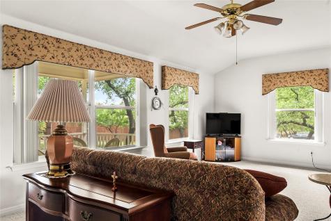 2601 Warren Cove Lago Vista TX 78645