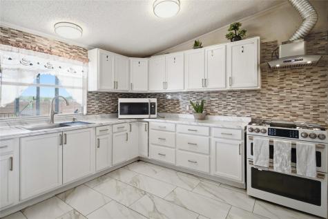 13708 Optimismo Terrace Kyle TX 78640