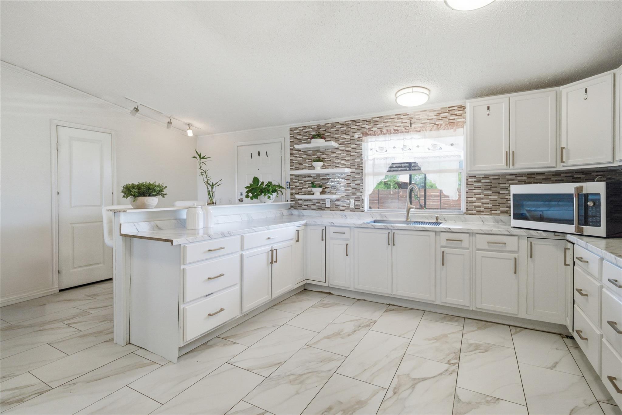 13708 Optimismo Terrace Kyle TX 78640