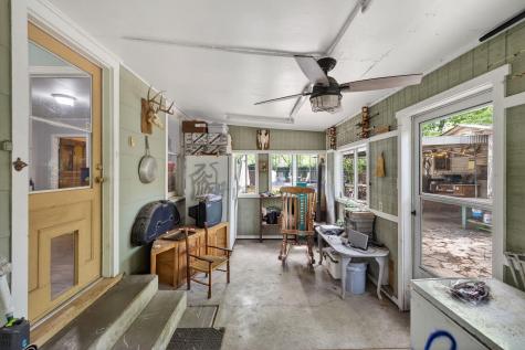 621 S Main Street Lockhart TX 78644