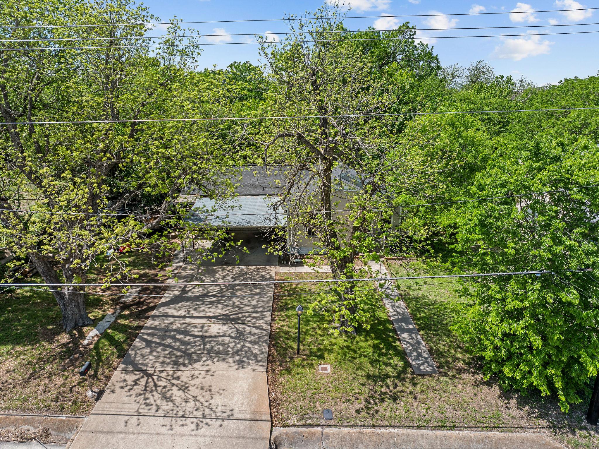 621 S Main Street Lockhart TX 78644