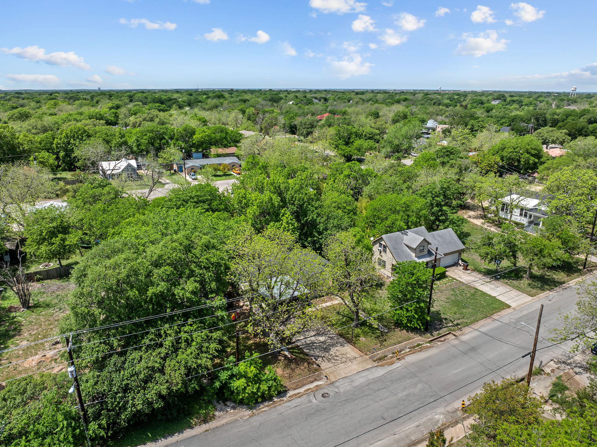 621 S Main Street Lockhart TX 78644