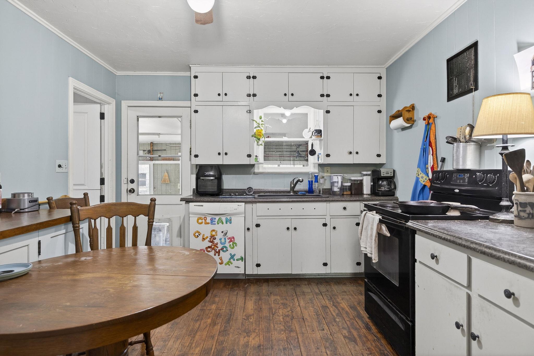 621 S Main Street Lockhart TX 78644