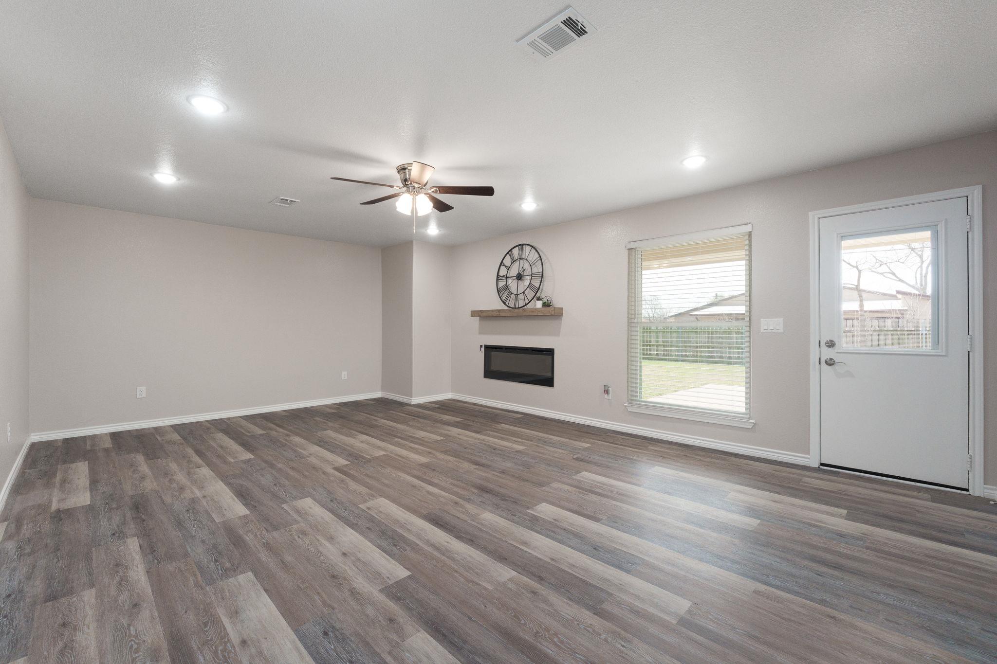 2504 Hanson Road Killeen TX 76543