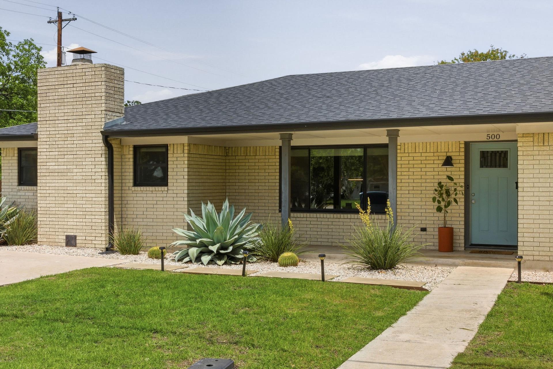 500 S Rio Grande Street Lockhart TX 78644