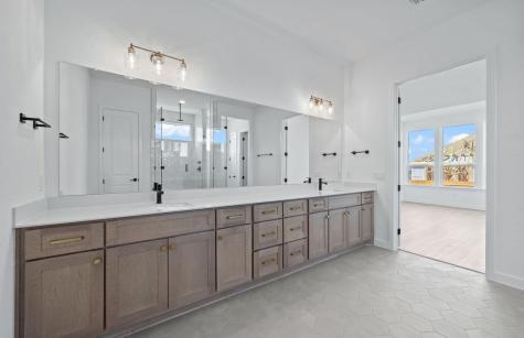 211 Blanco Flats Run Kyle TX 78640