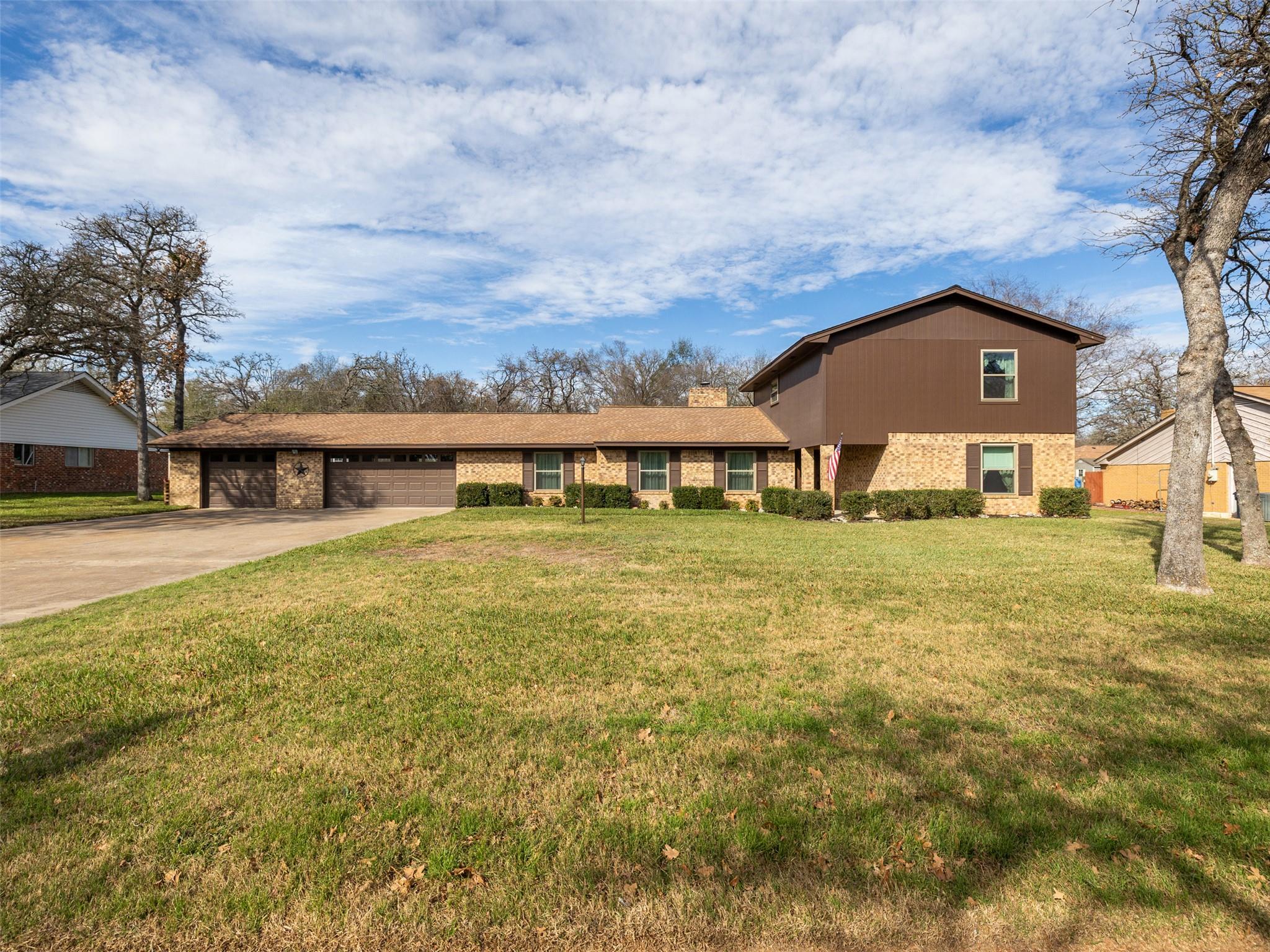 1704 Yokley Road Rockdale TX 76567