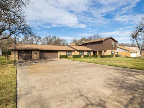 1704 Yokley Road Rockdale TX 76567