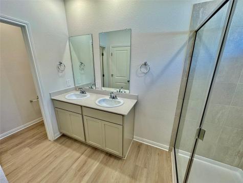 121 Holmby Drive Hutto TX 78634