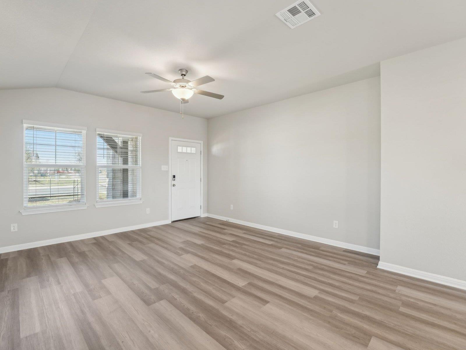 121 Holmby Drive Hutto TX 78634