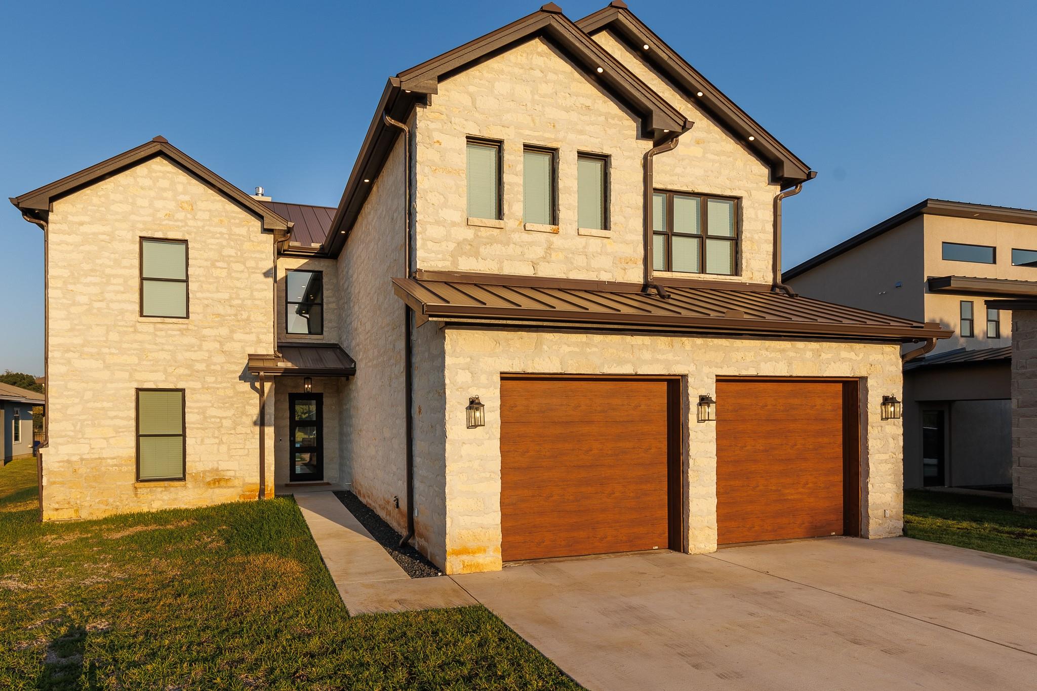 241 Lazy Oaks Lane Kingsland TX 78639