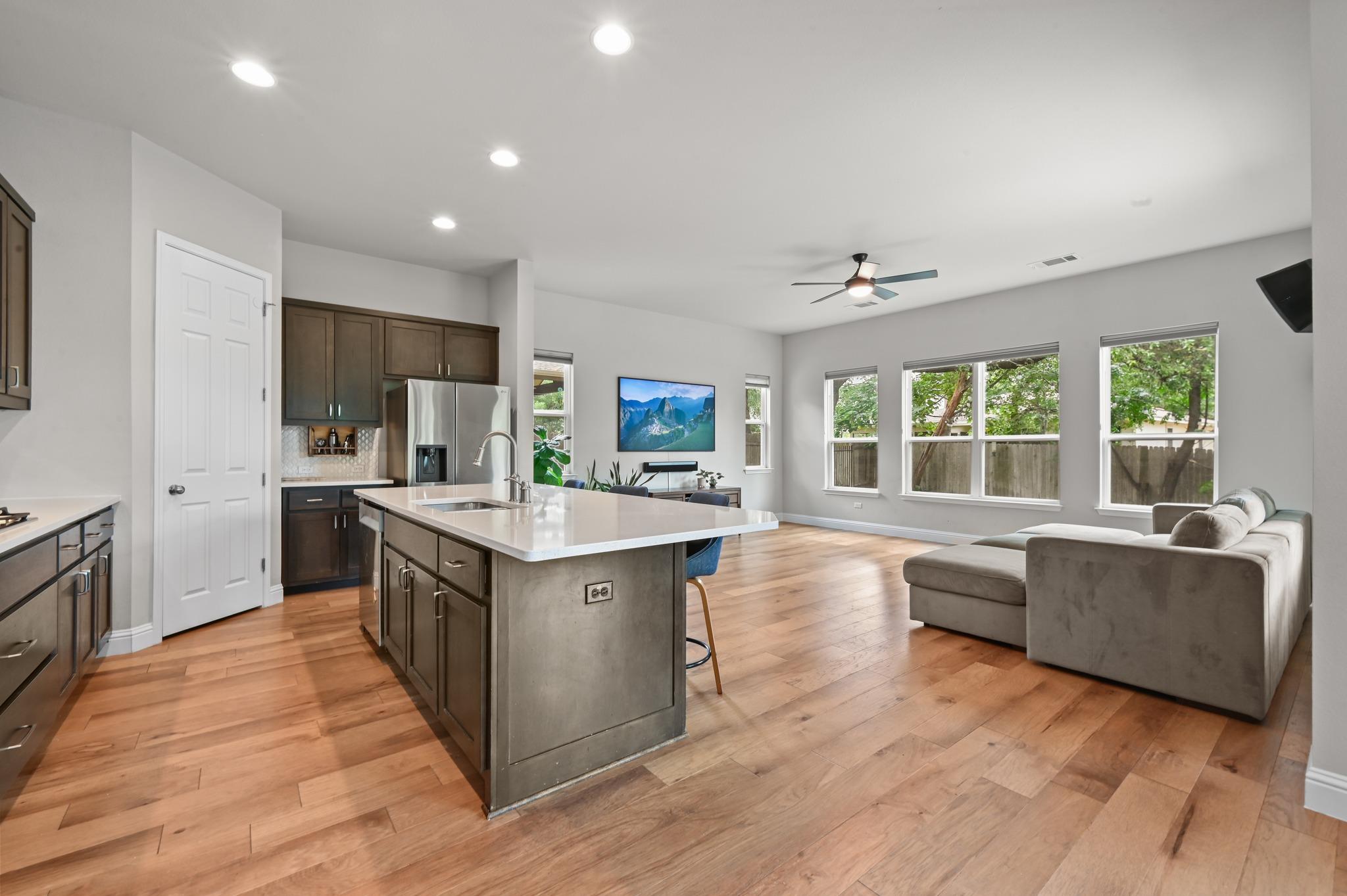8813 Jodie Lane Austin TX 78748