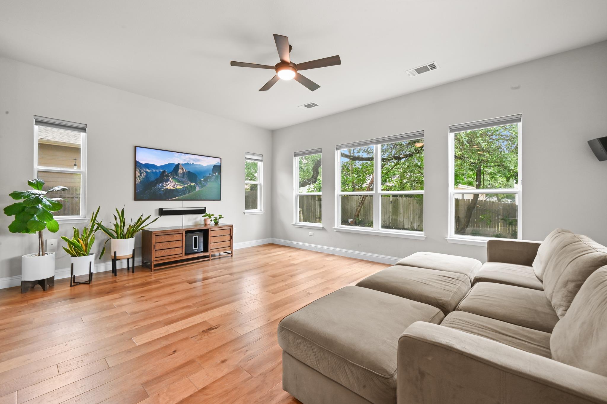 8813 Jodie Lane Austin TX 78748