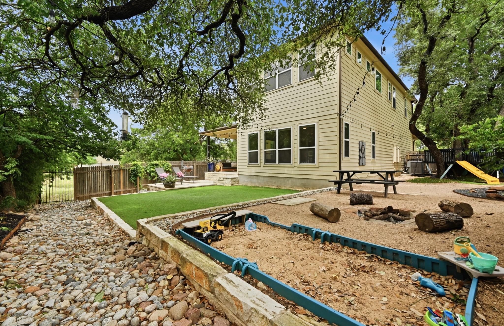 8813 Jodie Lane Austin TX 78748