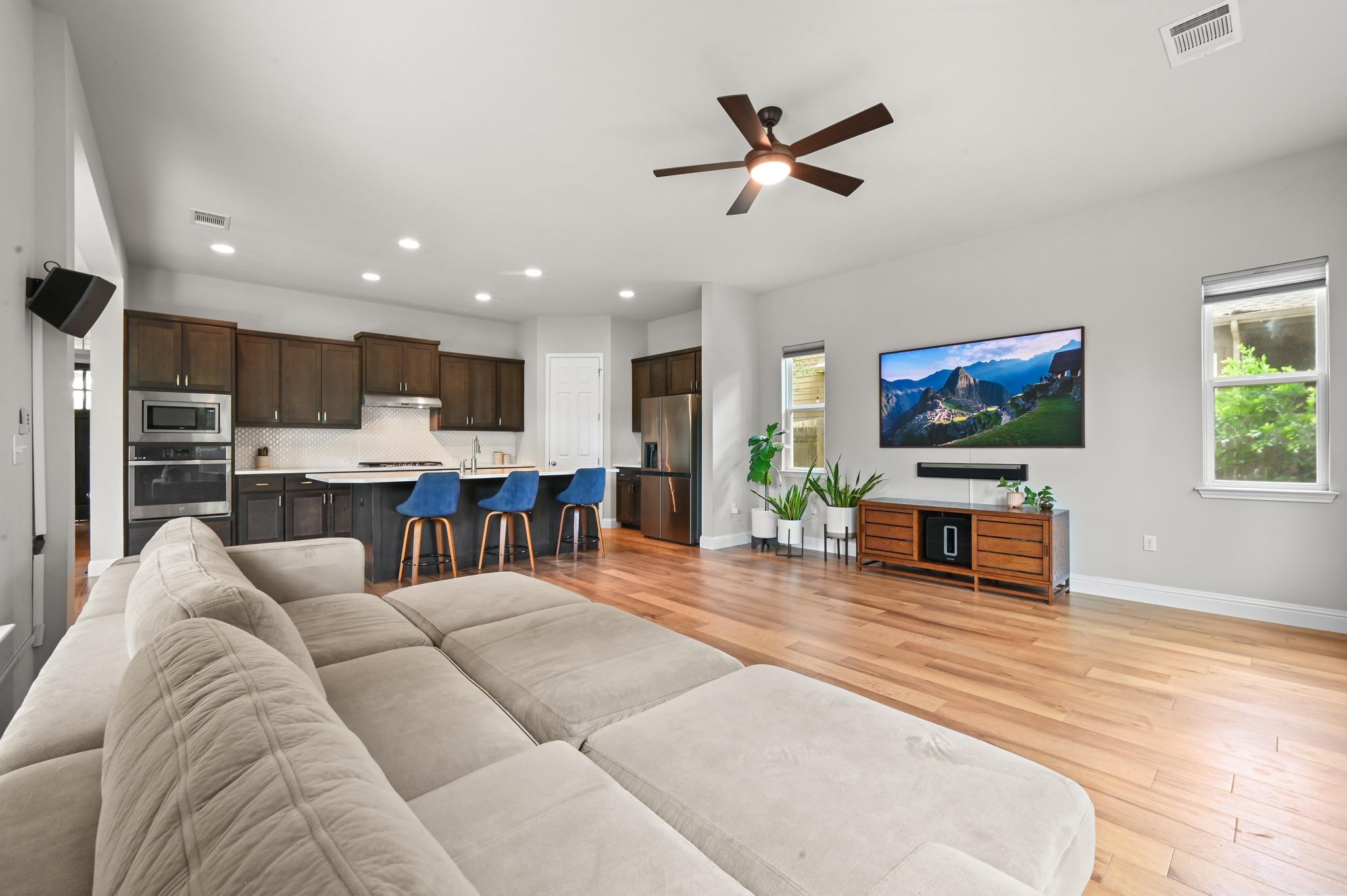 8813 Jodie Lane Austin TX 78748