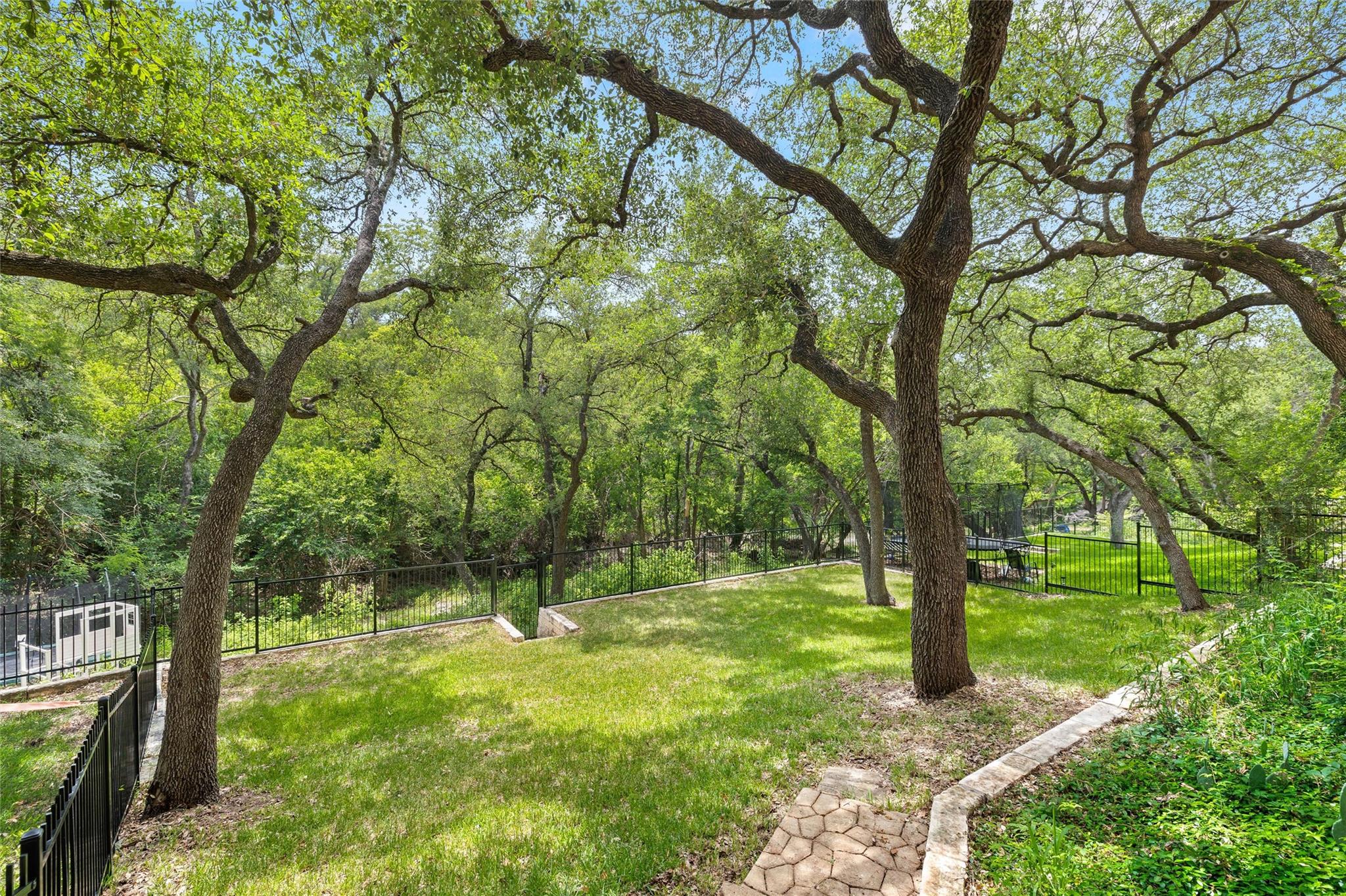 8540 Adirondack Trail Austin TX 78759