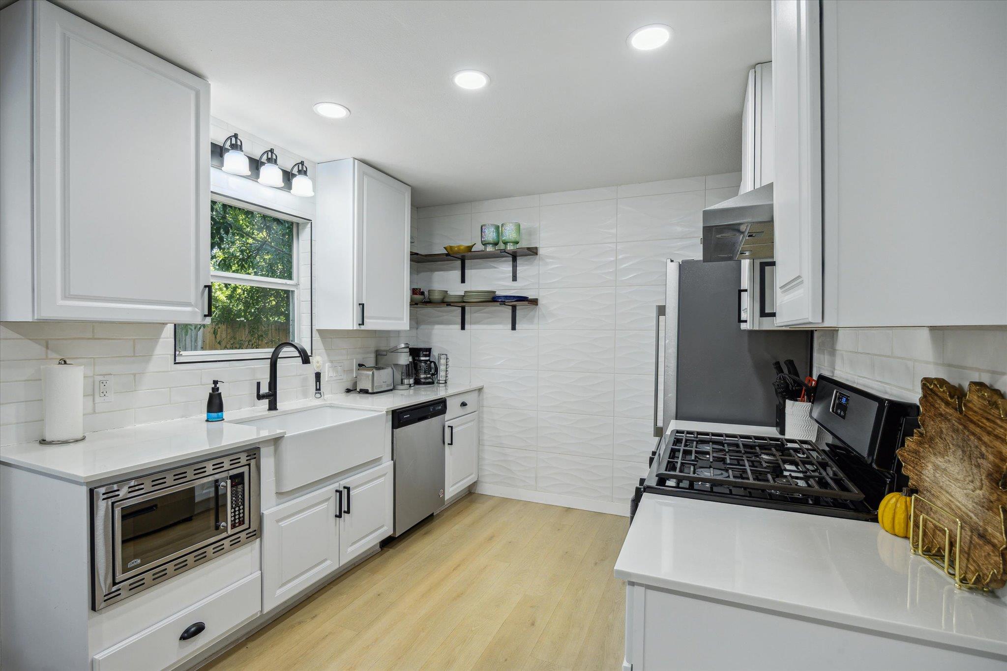 10414 Quail Ridge Drive Austin TX 78758