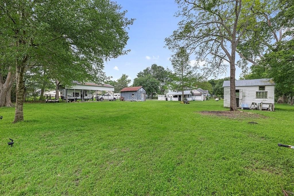 326 Centennial Street Carmine TX 78932