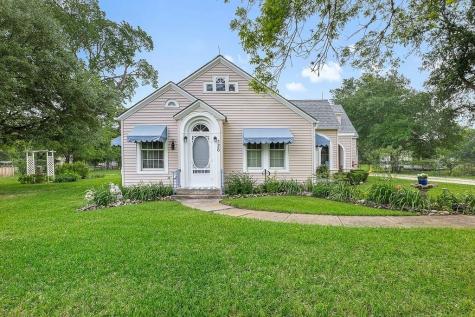 326 Centennial Street Carmine TX 78932