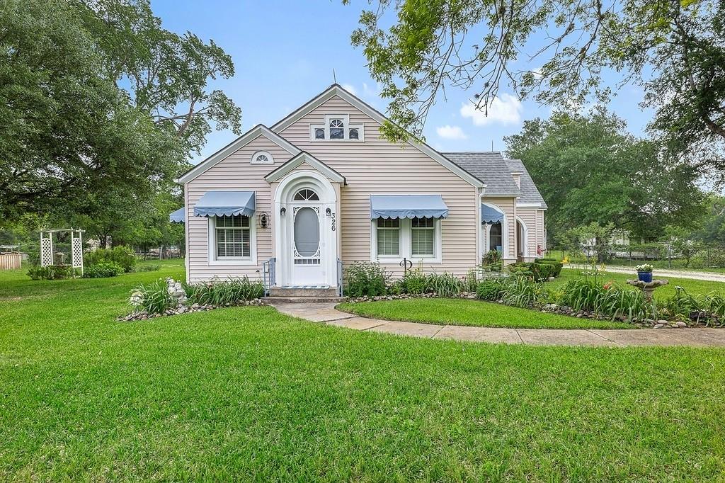 326 Centennial Street Carmine TX 78932