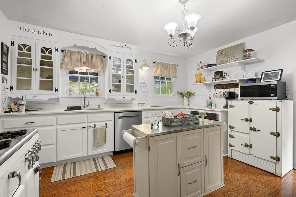 326 Centennial Street Carmine TX 78932