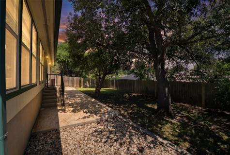 2402 Spring Wagon Lane Austin TX 78728