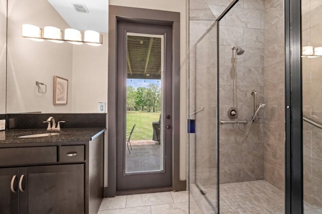3696 County Road 207 Liberty Hill TX 78642