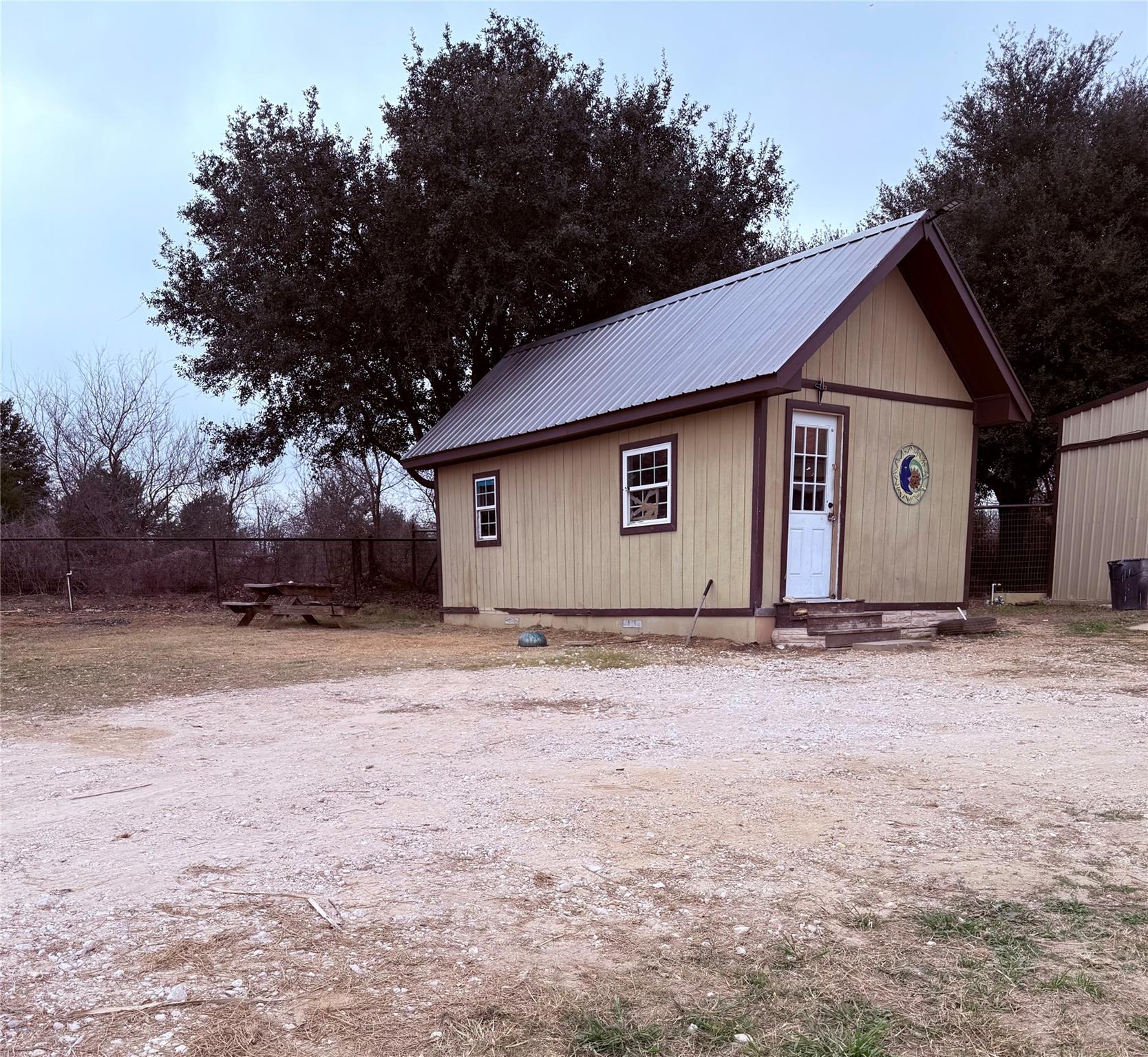 151 County Road 311 Rockdale TX 76567