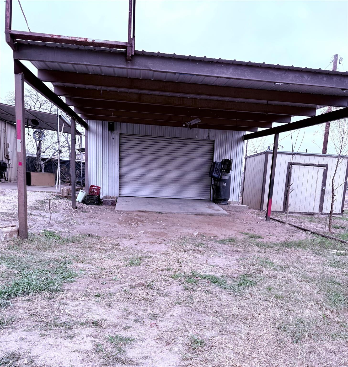 151 County Road 311 Rockdale TX 76567