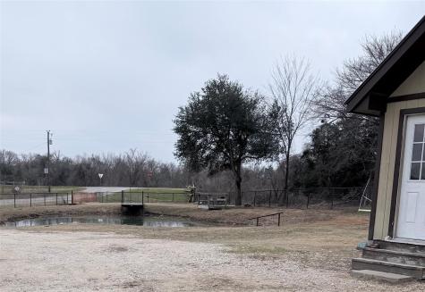 151 County Road 311 Rockdale TX 76567