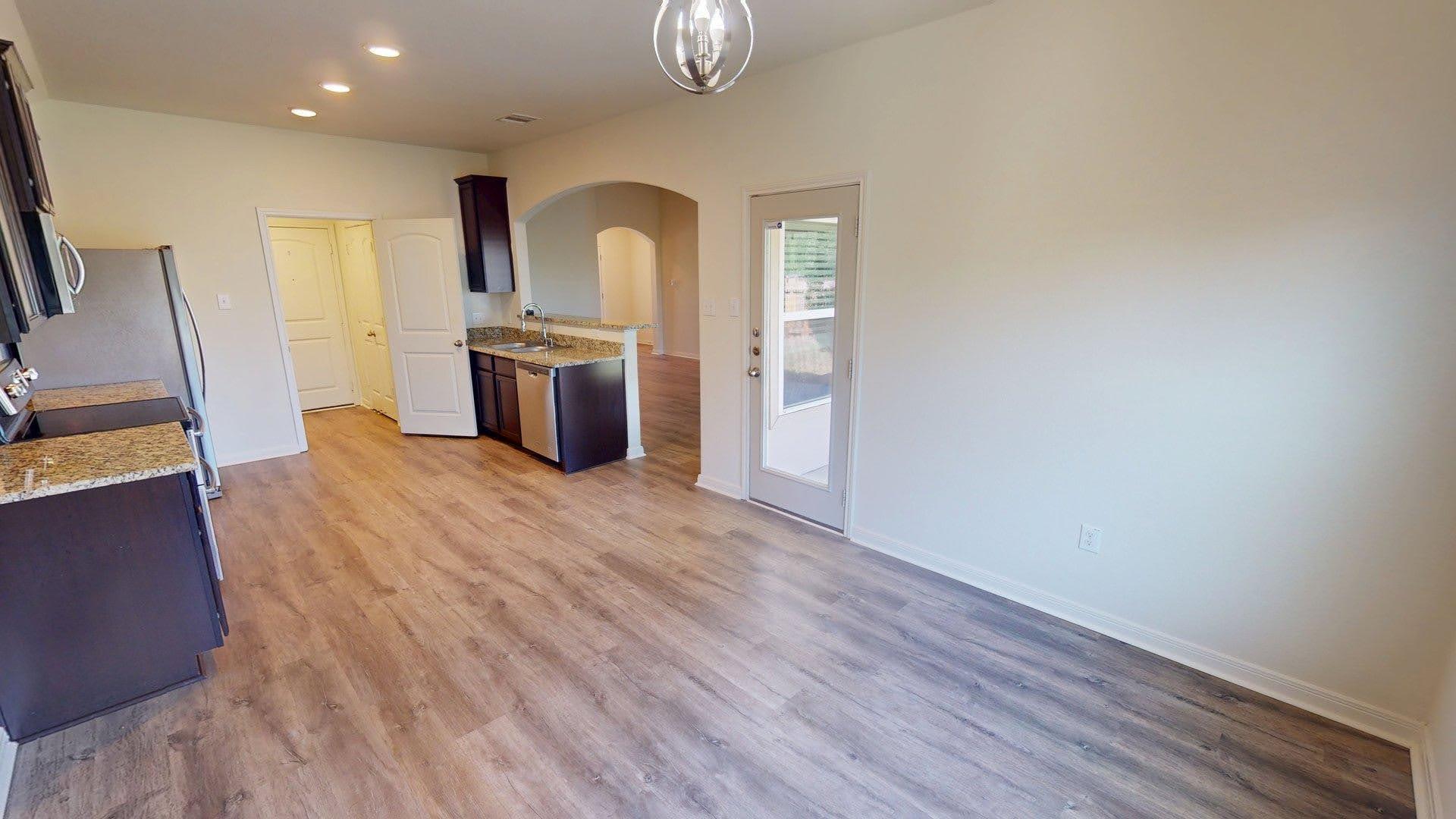 1531 Twin Estates Drive Kyle TX 78640