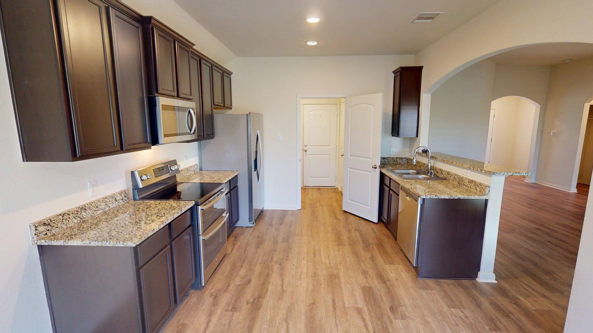 1531 Twin Estates Drive Kyle TX 78640