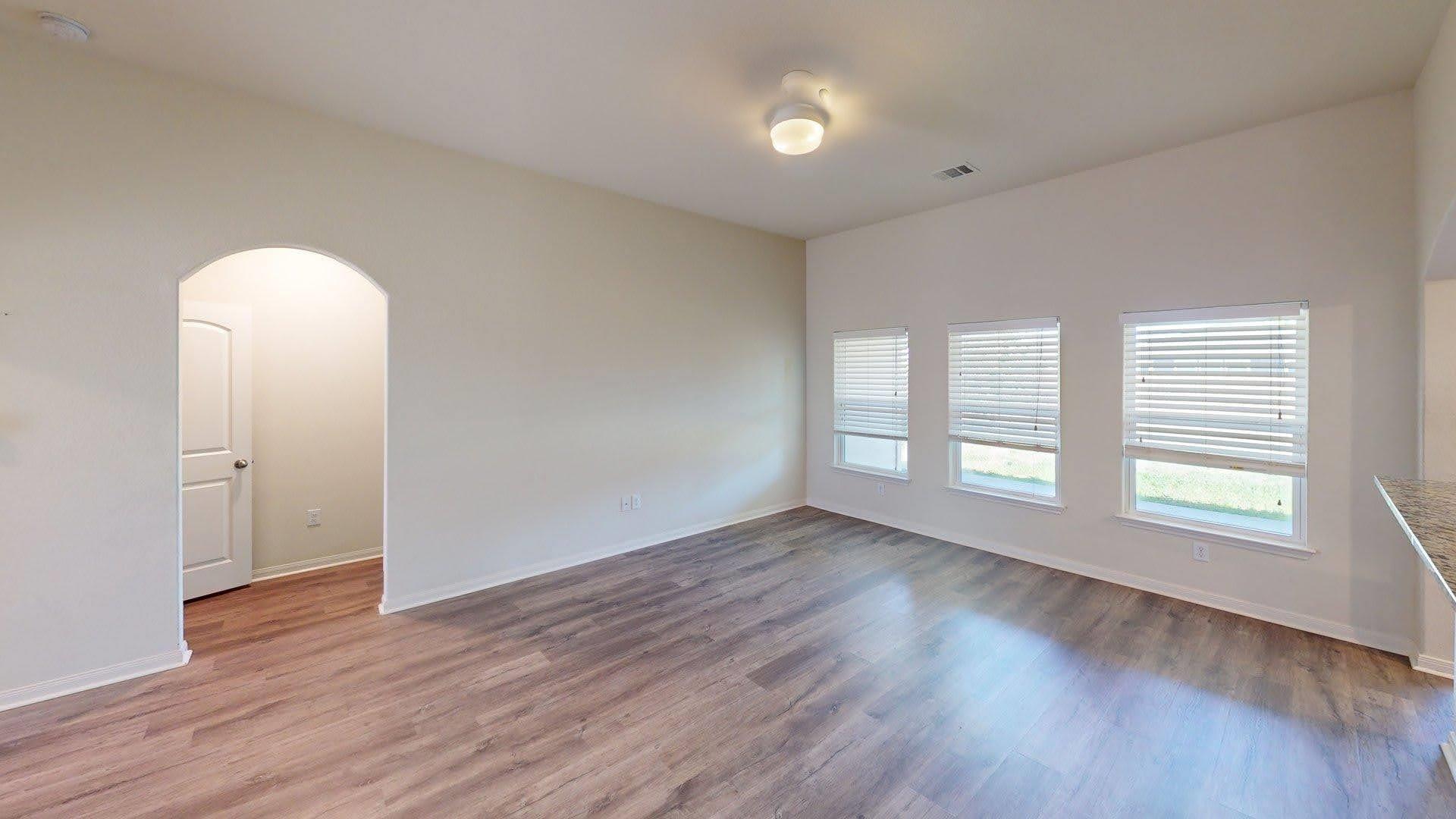 1531 Twin Estates Drive Kyle TX 78640