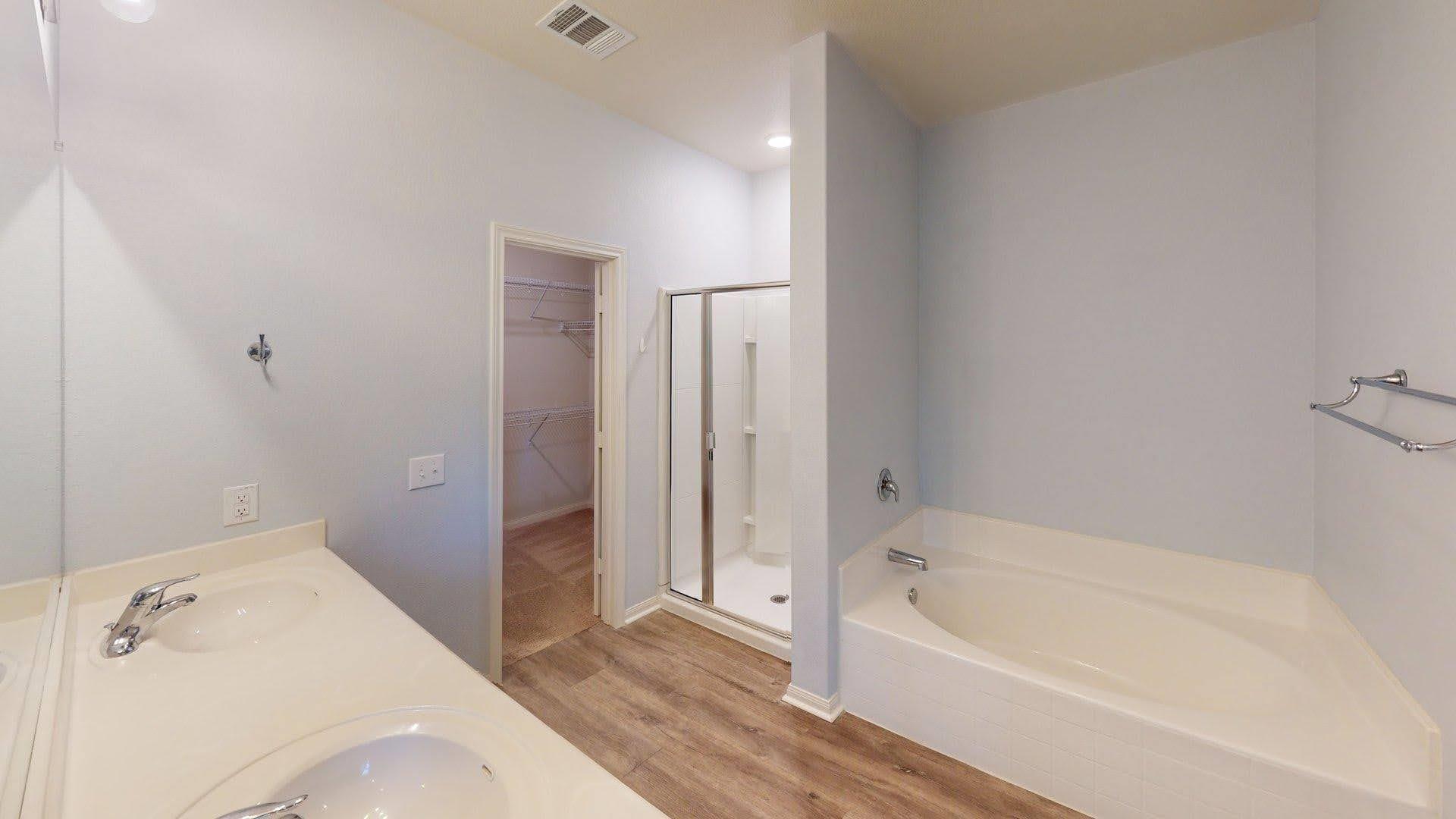 1531 Twin Estates Drive Kyle TX 78640