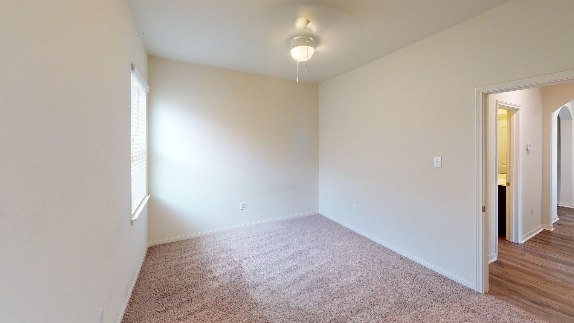 1531 Twin Estates Drive Kyle TX 78640