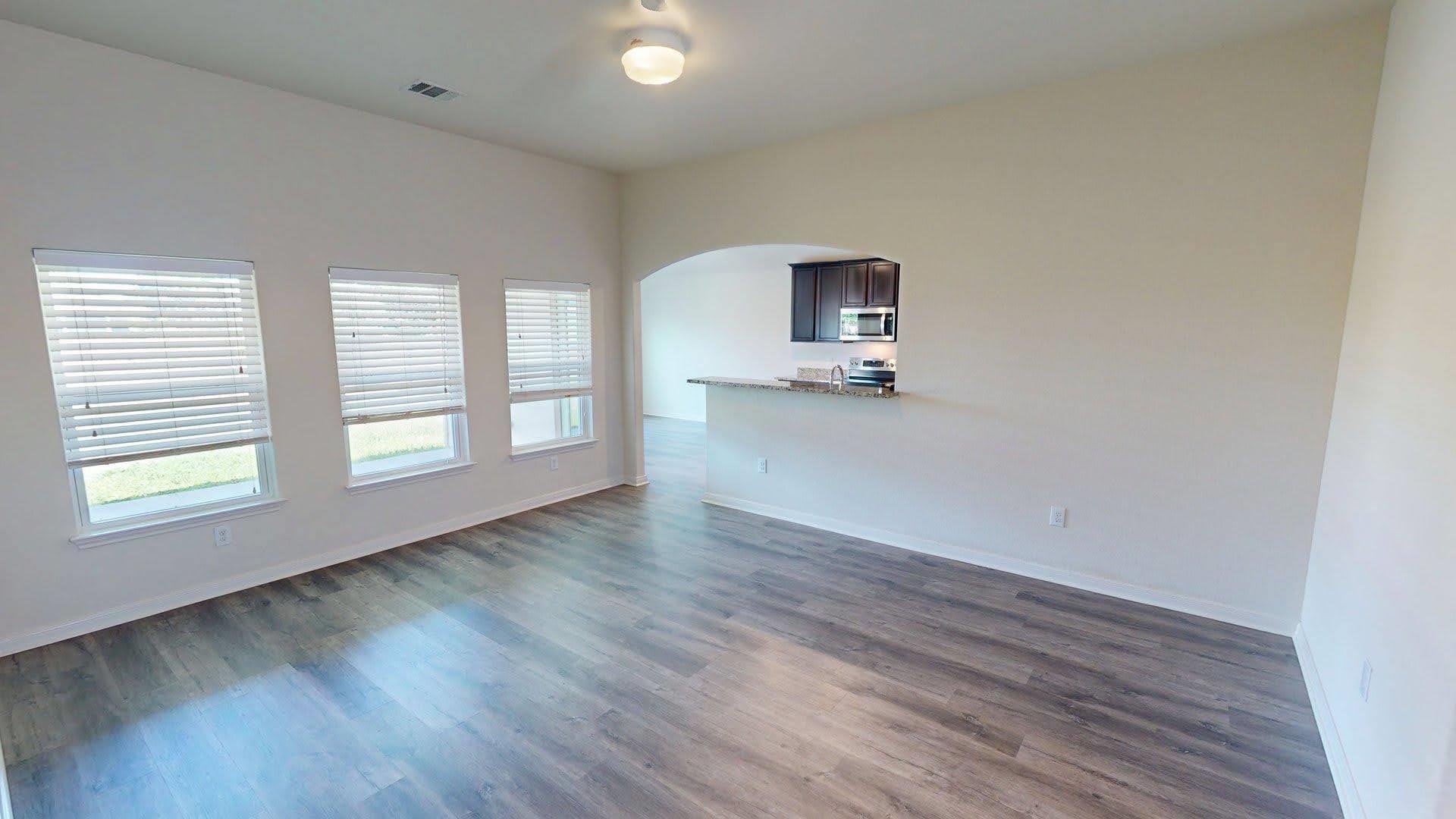 1531 Twin Estates Drive Kyle TX 78640