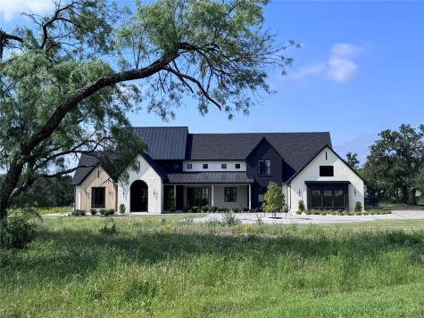 250 Hawthorne Lane Spicewood TX 78669