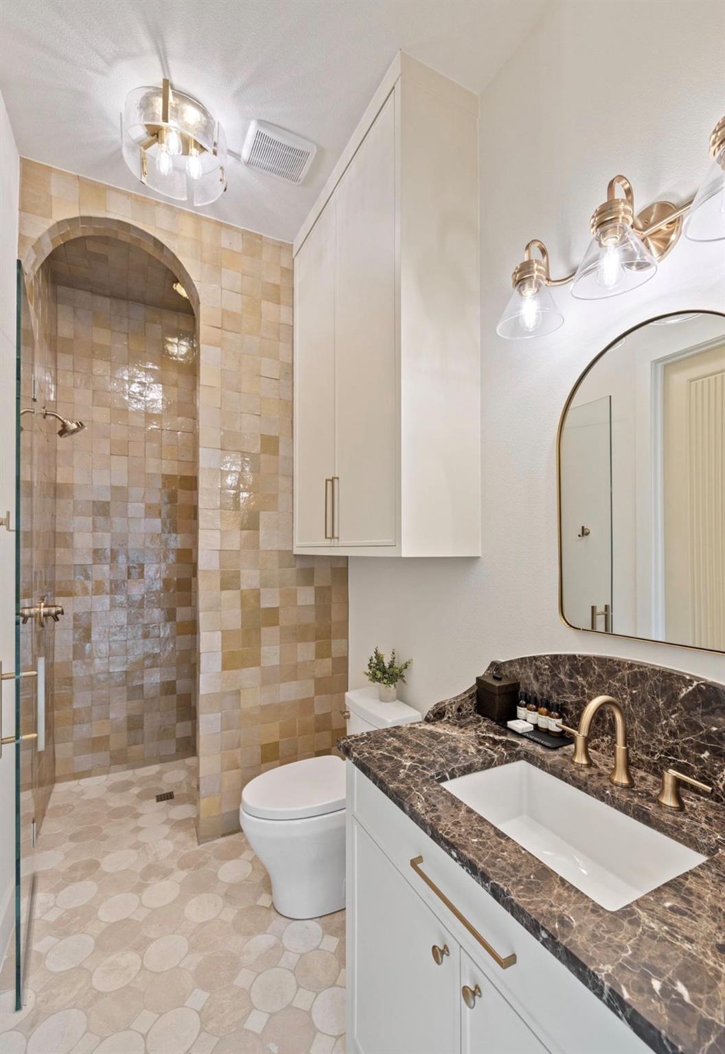 250 Hawthorne Lane Spicewood TX 78669