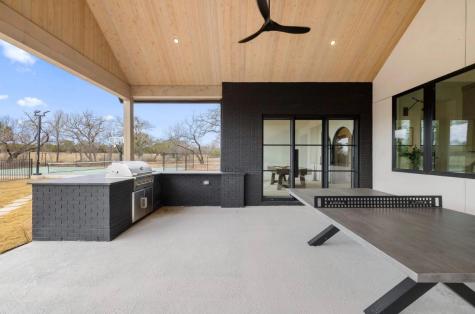 250 Hawthorne Lane Spicewood TX 78669