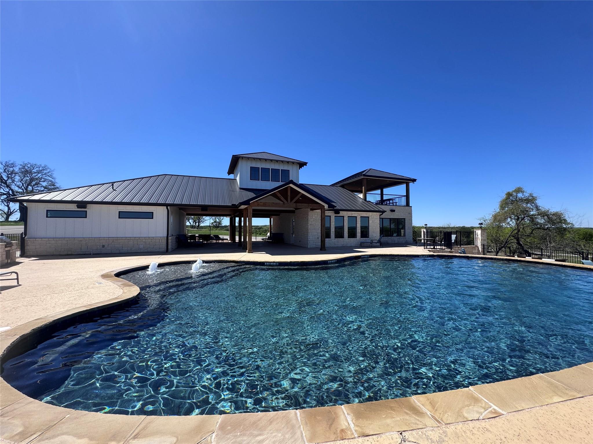 250 Hawthorne Lane Spicewood TX 78669
