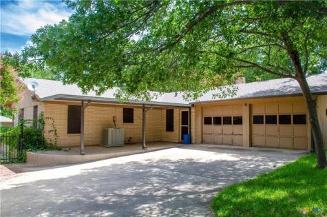 303 E 20th Avenue Belton TX 76513