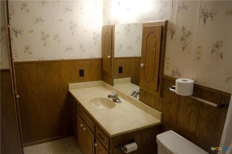 303 E 20th Avenue Belton TX 76513