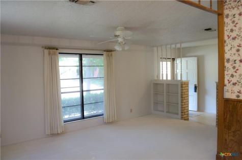 303 E 20th Avenue Belton TX 76513