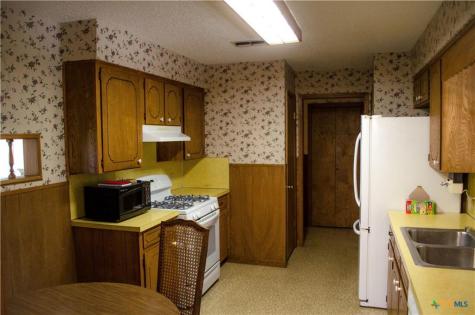 303 E 20th Avenue Belton TX 76513