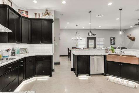 6731 N Fm 908 Rockdale TX 76567