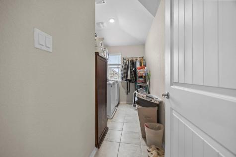 125 Danablu Drive Hutto TX 78634